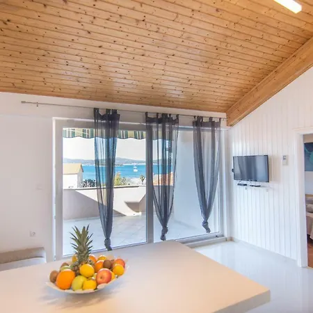 Cirjak Apartment