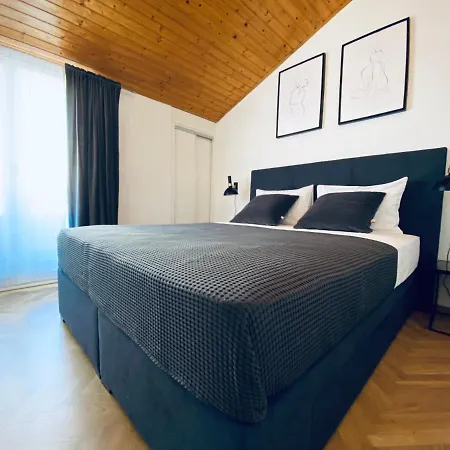 Cirjak Apartament *