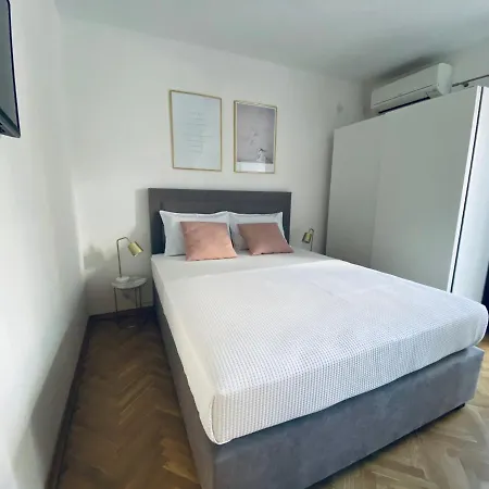 Cirjak * Biograd Na Moru